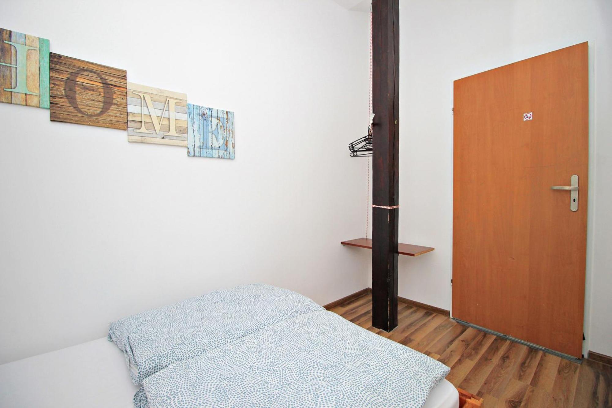 Hostel Cinnamon Cracovia Exterior foto