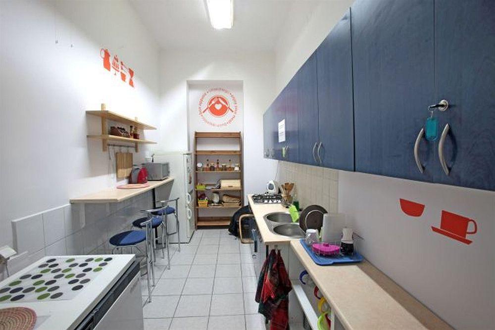 Hostel Cinnamon Cracovia Exterior foto