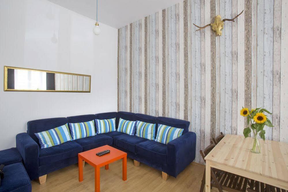 Hostel Cinnamon Cracovia Exterior foto